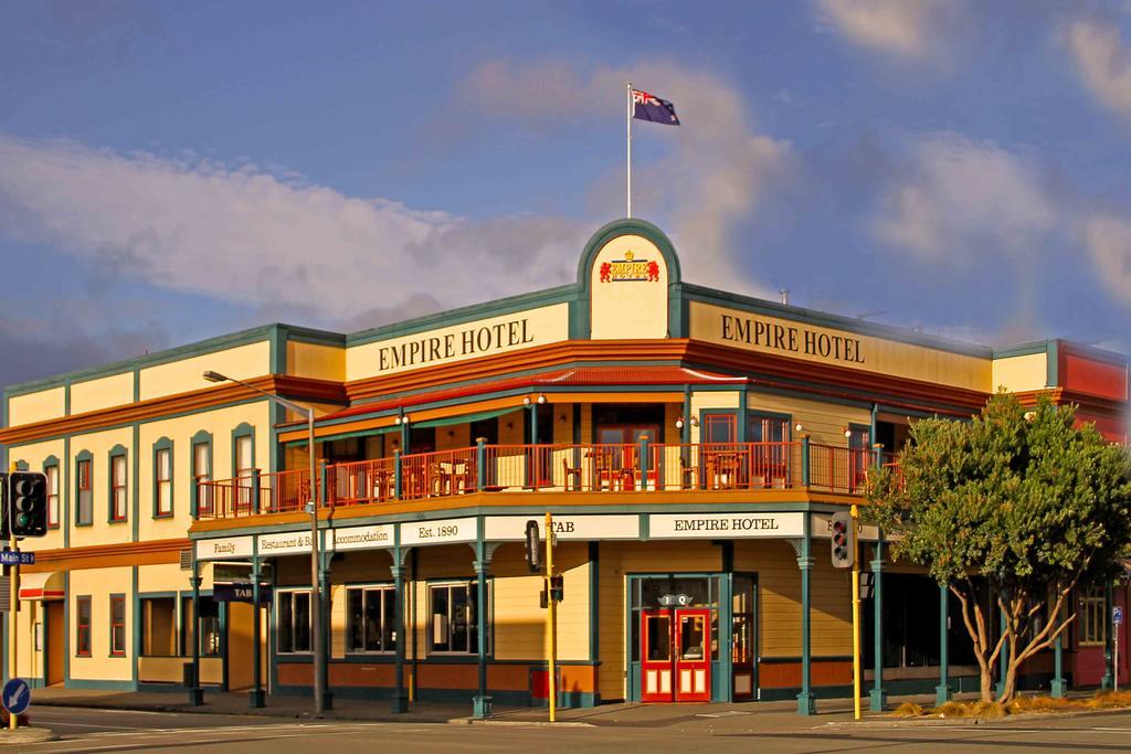 The Cobb Hotel Πάλμερστον Νορθ Εξωτερικό φωτογραφία