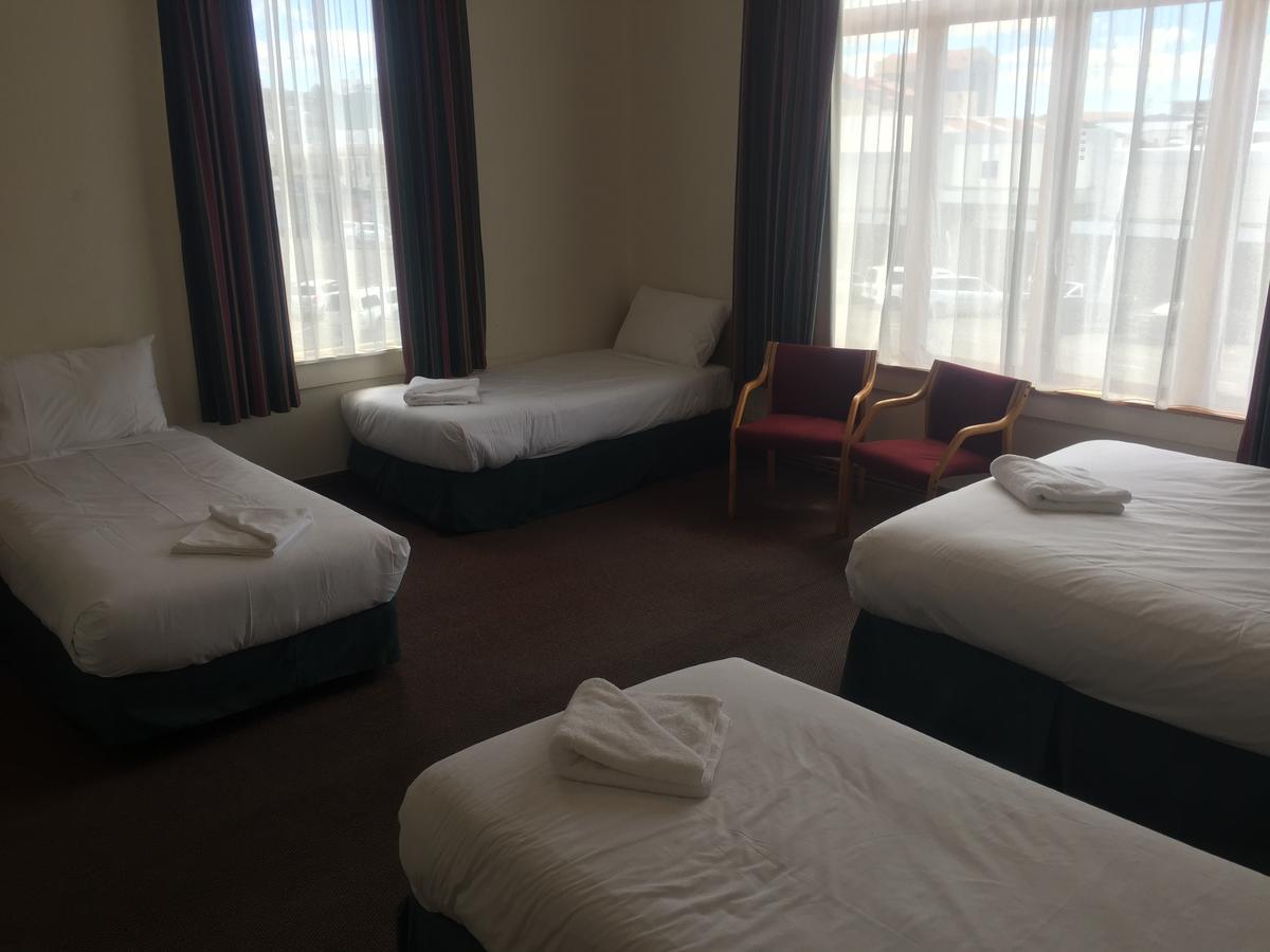 The Cobb Hotel Πάλμερστον Νορθ Εξωτερικό φωτογραφία